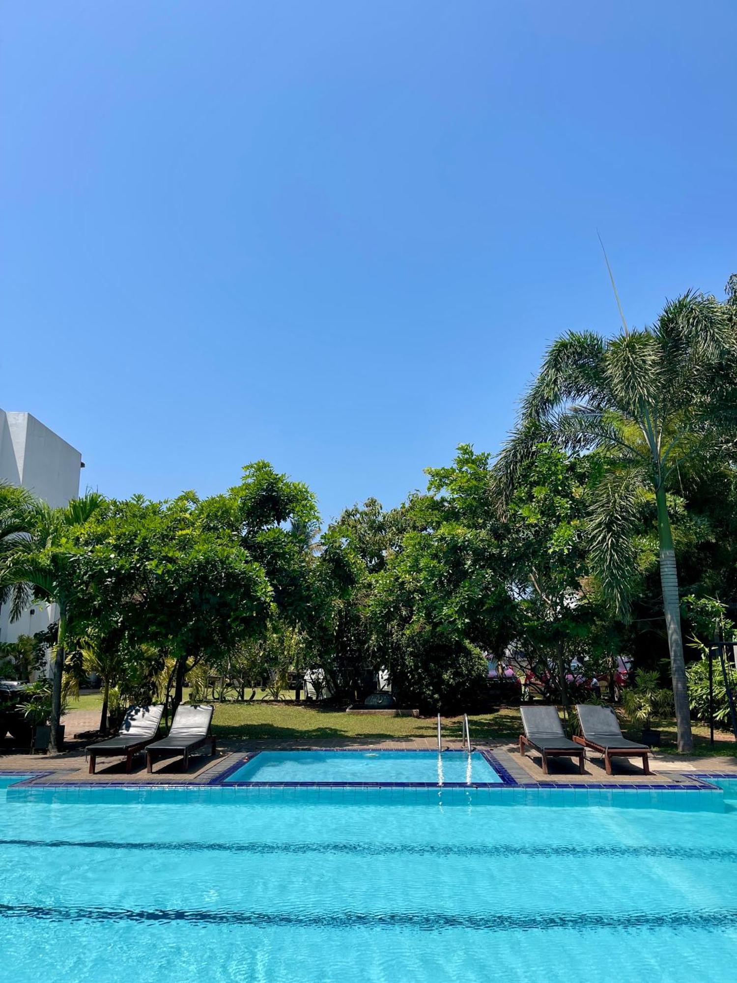 Olanro Hotel Negombo Eksteriør billede