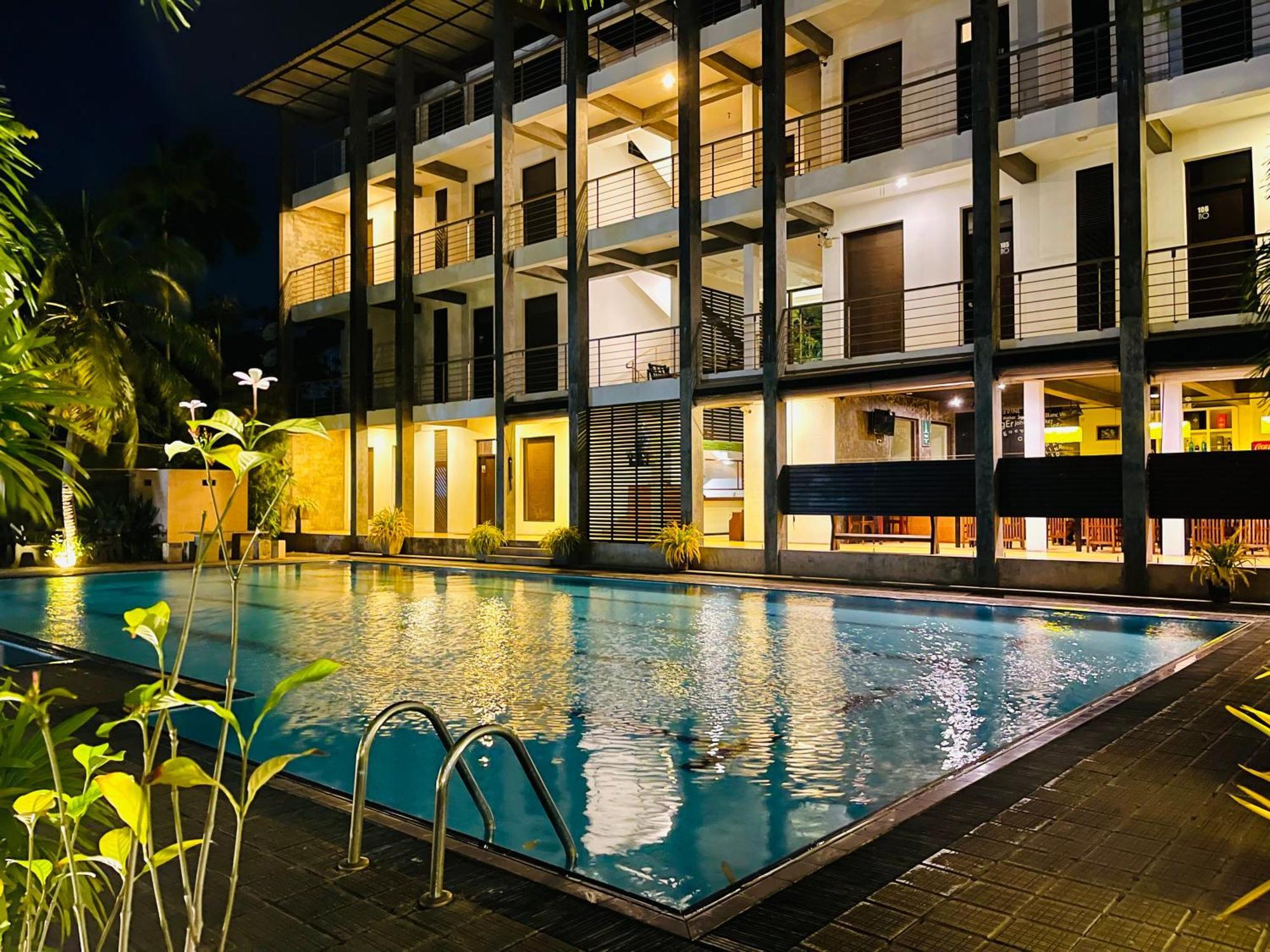 Olanro Hotel Negombo Eksteriør billede