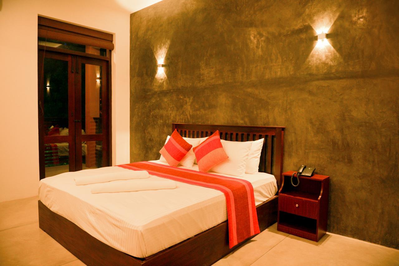 Olanro Hotel Negombo Eksteriør billede